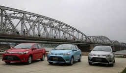 Ôtô 600 triệu, khách hạng B chờ hai tháng có xe